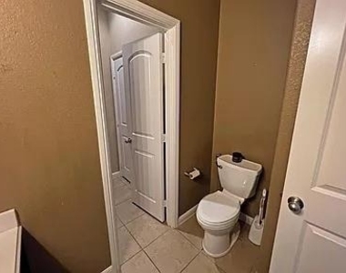 3001 Barkwood Drive - Photo Thumbnail 21