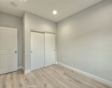 754 Rio Del Sol Avenue - Photo Thumbnail 7