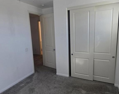 242 Hydrangea Street - Photo Thumbnail 39