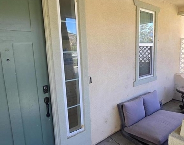 242 Hydrangea Street - Photo Thumbnail 5