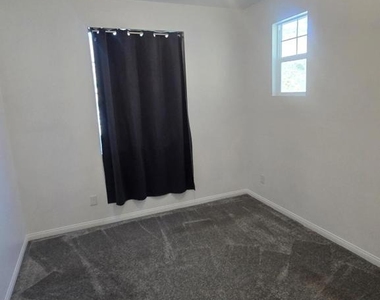 242 Hydrangea Street - Photo Thumbnail 40