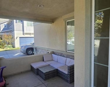 242 Hydrangea Street - Photo Thumbnail 6