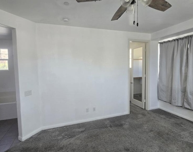 242 Hydrangea Street - Photo Thumbnail 24