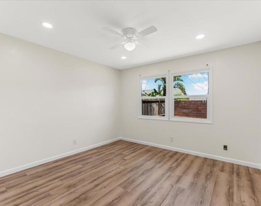 1730 Rialto Street - Photo Thumbnail 11