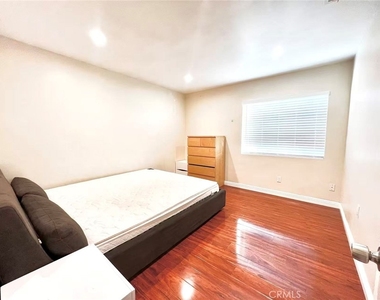 5730 Encinita Avenue - Photo Thumbnail 17