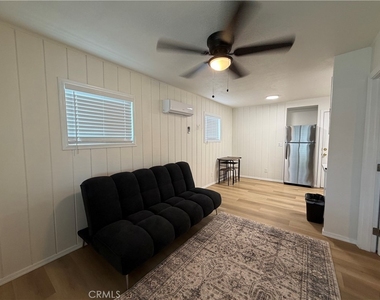 208 W Rice St - Photo Thumbnail 3
