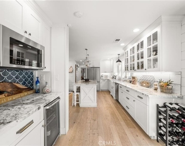 3945 Pala Mesa - Photo Thumbnail 25