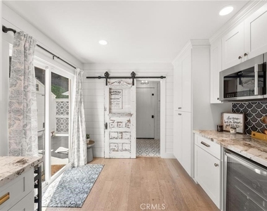 3945 Pala Mesa - Photo Thumbnail 26