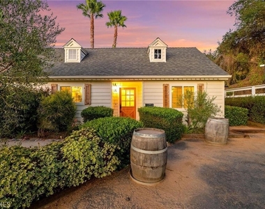 3945 Pala Mesa - Photo Thumbnail 61
