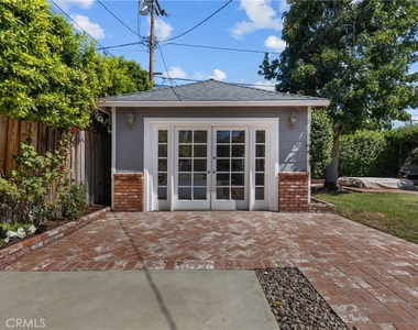 4814 Lemona Avenue - Photo Thumbnail 25