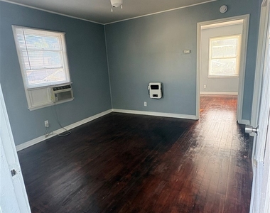 544 1st Street - Photo Thumbnail 4