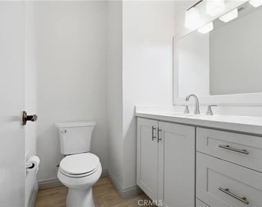853 S Le Doux - Photo Thumbnail 11
