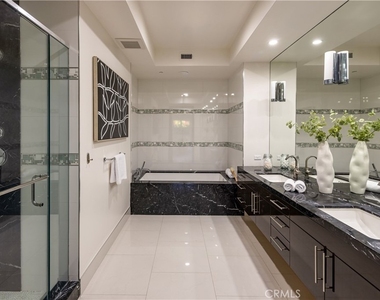 1318 Roxbury S - Photo Thumbnail 24