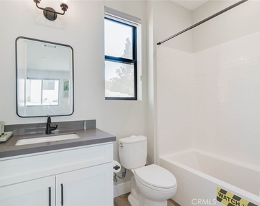13368 Pala Avenue - Photo Thumbnail 16