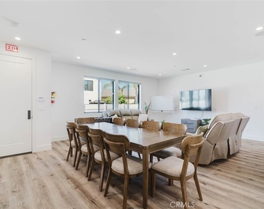 13368 Pala Avenue - Photo Thumbnail 4