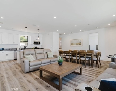 13368 Pala Avenue - Photo Thumbnail 8