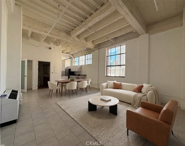 312 W 5th Street - Photo Thumbnail 1