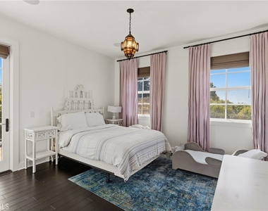 28850 Hampton Place - Photo Thumbnail 39