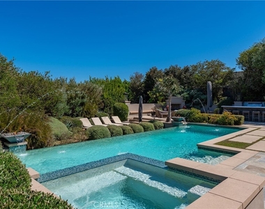 28850 Hampton Place - Photo Thumbnail 43