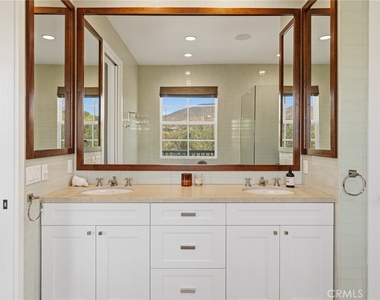28850 Hampton Place - Photo Thumbnail 35