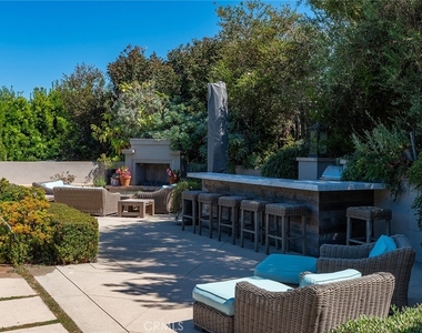 28850 Hampton Place - Photo Thumbnail 42