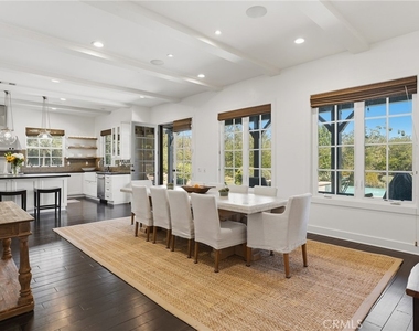 28850 Hampton Place - Photo Thumbnail 27