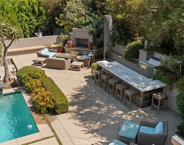 28850 Hampton Place - Photo Thumbnail 46