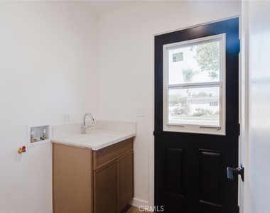 6021 E Oakbrook Street - Photo Thumbnail 34