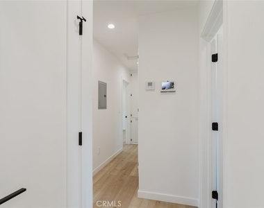 6021 E Oakbrook Street - Photo Thumbnail 32