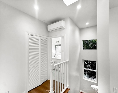 6016 Lake Lindero - Photo Thumbnail 3