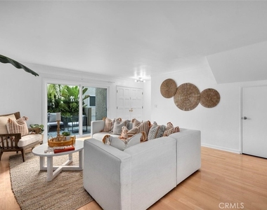 1200 Opal Street - Photo Thumbnail 4