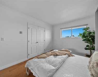 1200 Opal Street - Photo Thumbnail 40
