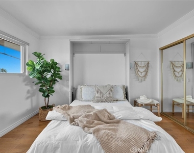 1200 Opal Street - Photo Thumbnail 17