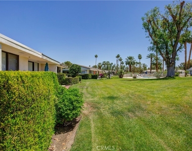 1911 Grand Bahama Drive E - Photo Thumbnail 26