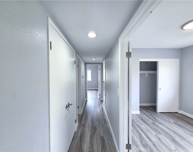 12526 Cuesta Drive - Photo Thumbnail 11