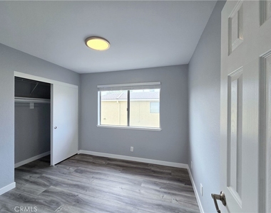 12526 Cuesta Drive - Photo Thumbnail 12