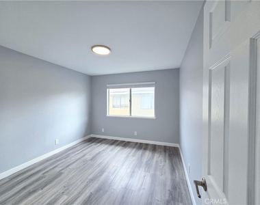 12526 Cuesta Drive - Photo Thumbnail 22