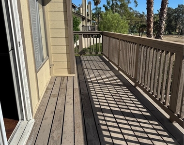 2310 Applewood - Photo Thumbnail 10