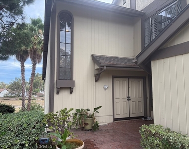 2310 Applewood - Photo Thumbnail 1