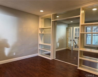 2310 Applewood - Photo Thumbnail 14