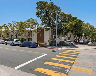 6679 Linda Vista Unit #16 - Photo Thumbnail 2