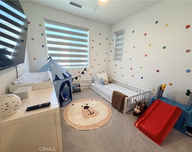 4012 Spring - Photo Thumbnail 8