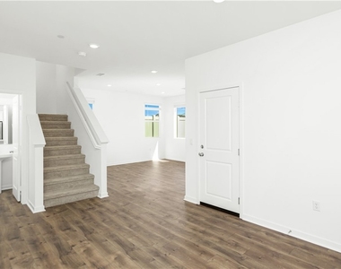 26610 Viola Way - Photo Thumbnail 4