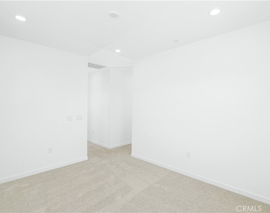 26610 Viola Way - Photo Thumbnail 23