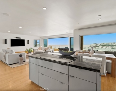 1554 E Oceanfront - Photo Thumbnail 13