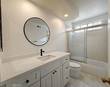 8604 E Windsong Drive - Photo Thumbnail 17