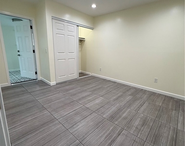 3139 W 182nd - Photo Thumbnail 12