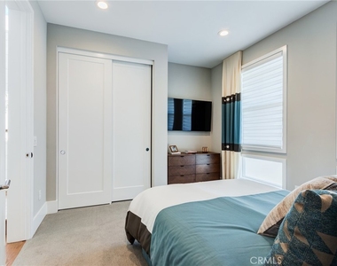 141 Parkland - Photo Thumbnail 48