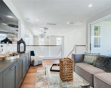 141 Parkland - Photo Thumbnail 58