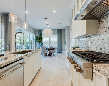 141 Parkland - Photo Thumbnail 17